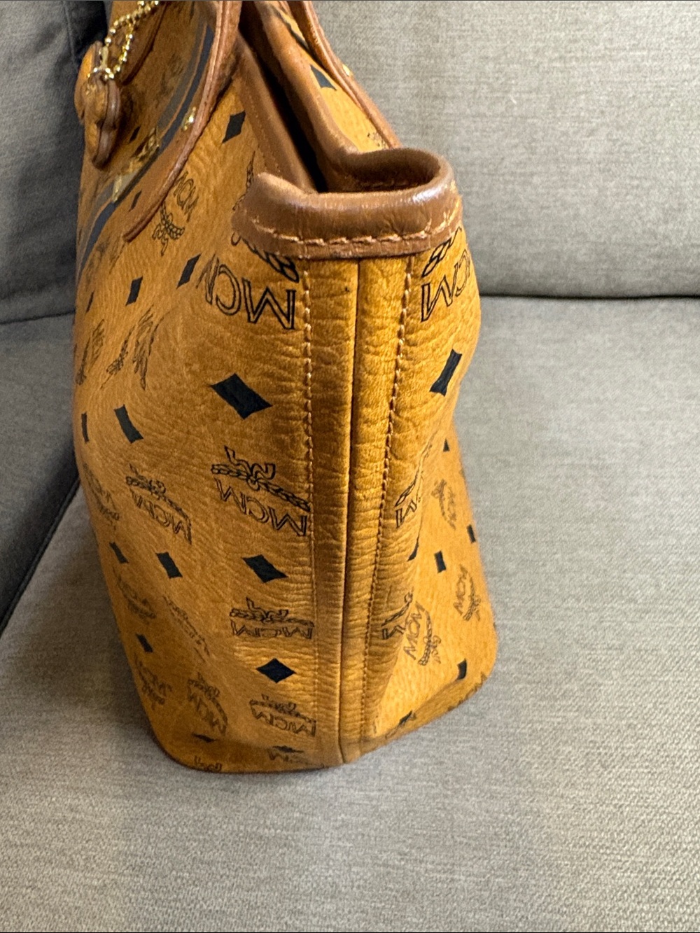 MCM Cognac Visetos Stripe Shopper Tote with Dog Bone Charm & COA - Picture 5 of 16